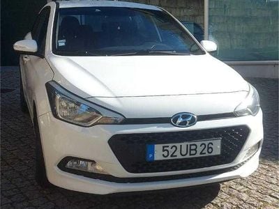 Usado Hyundai i20 75 HP (55 kW) 2017 Sedan