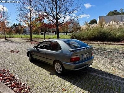 Cinza Usado 1994 Toyota Corolla XLi Sedan | € 1.450