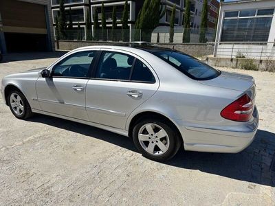 Mercedes E270