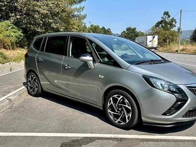 Usado Opel Zafira 136 HP (100 kW) 2015 Cinzento Monovolume