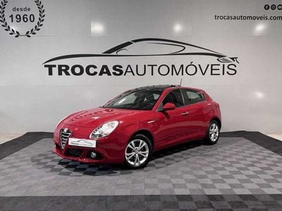 Vermelho Usado 2014 Alfa Romeo Giulietta Citadino | € 13.450