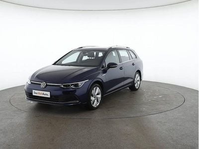 Usado VW Golf VIII Style 150 HP (110 kW) 2022 Azul escuro metalizado Carrinha