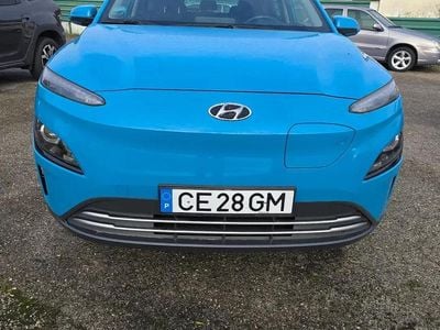 Usado Hyundai Kauai Premium 100 kW (136 HP) 2021 Azul SUV