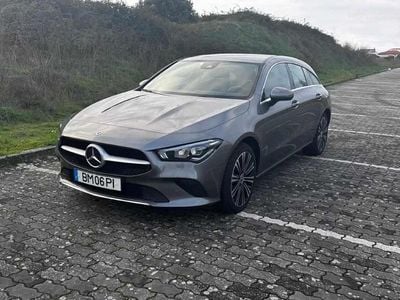 Cinzento Usado 2021 Mercedes CLA250 Sedan | € 31.500 (Bom preço)
