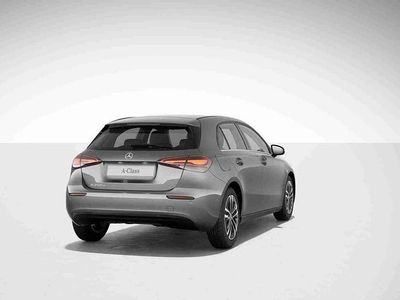 Novo Mercedes A250 218 HP (160 kW) 2025 Cinzento Citadino