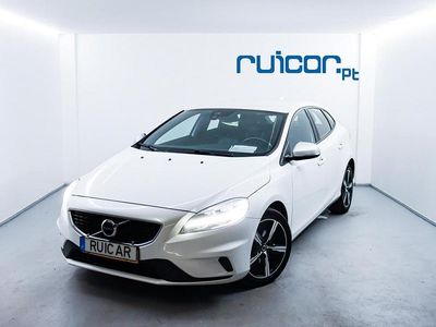 Branco Usado 2017 Volvo V40 Carrinha | € 17.500 (Caro)