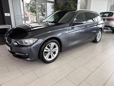 Usado BMW 318 Sport Line 143 HP (105 kW) 2015 Cinzento Carrinha