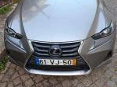 Lexus IS300h