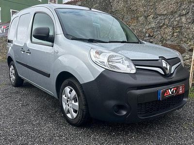 Usado Renault Kangoo Business 95 HP (69 kW) 2019 Cinza Monovolume
