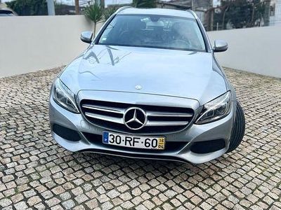 Usado 2016 Mercedes C350e Sedan | € 14.000