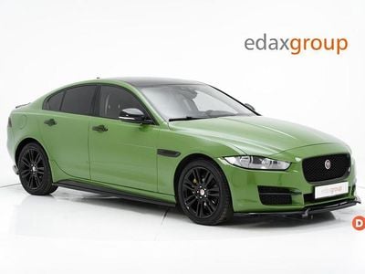Usado Jaguar XE 180 HP (132 kW) 2016 Verde Sedan