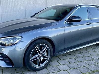 Usado Mercedes E300 Premium 306 HP (225 kW) 2022 Sedan