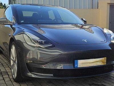Usado 2019 Tesla Model 3 Performance Sedan | € 24.000 (Preço justo)