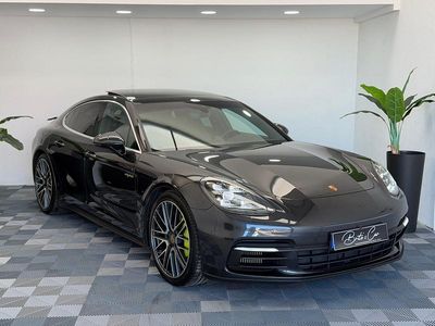 Cinza Usado 2018 Porsche Panamera 4 Executive Sedan | € 63.990