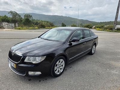 Usado 2009 Skoda Superb Sedan | € 6.490