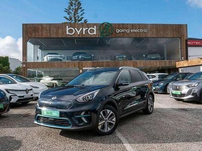 Cinza Usado 2021 Kia e-Niro SUV | € 20.900 (Preço justo)