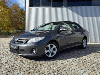 Cinzento Usado 2011 Toyota Corolla | € 10.590