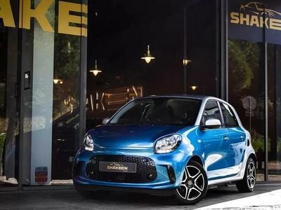Usado Smart ForFour Electric Drive Pulse 60 kW (82 HP) 2020 Azul escuro