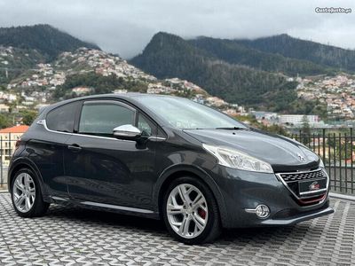 usado Peugeot 208 GTI Sport 200cv