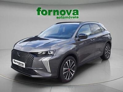 Cinza Usado 2023 DS Automobiles DS7 Crossback Performance Line Plus SUV | € 40.900
