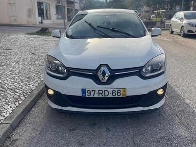 Usado Renault Mégane Coupé 110 HP (80 kW) 2016 Branco Coupé