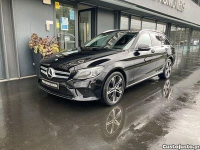Preto Usado 2020 Mercedes C300e Sedan | € 23.990 (Bom preço)