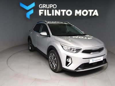 Cinzento Usado 2025 Kia Stonic SUV | € 20.390 (Caro)