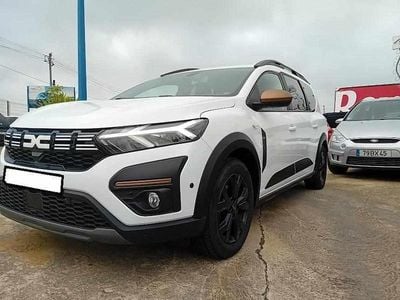 Usado Dacia Jogger 101 HP (74 kW) 2024 Branco Monovolume