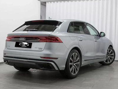 Usado Audi Q8 S-Line 462 HP (339 kW) 2021 Cinzento SUV