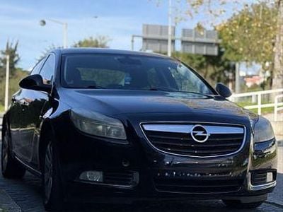 Usado 2012 Opel Insignia Sedan | € 3.800