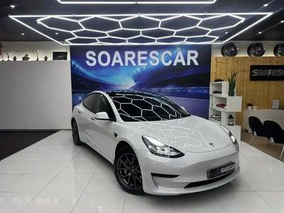 Branco Usado 2021 Tesla Model 3 Long Range AWD Sedan | € 30.750 (Preço justo)