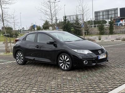 Preto Usado 2015 Honda Civic Comfort | € 11.900 (Bom preço)