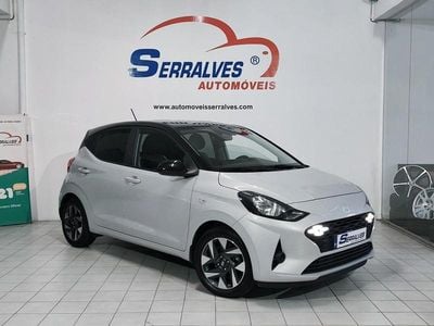 Cinzento Usado 2023 Hyundai i10 Citadino | € 17.900 (Preço justo)