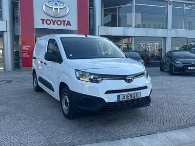 Branco Usado 2021 Toyota Proace Monovolume | € 15.500 (Preço justo)