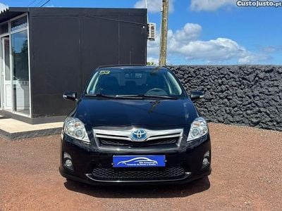 Toyota Auris Hybrid