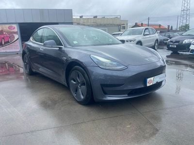 Cinza Usado 2020 Tesla Model 3 Sedan | € 24.750 (Preço justo)