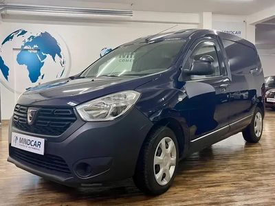 Azul Usado 2020 Dacia Dokker Monovolume | € 13.980