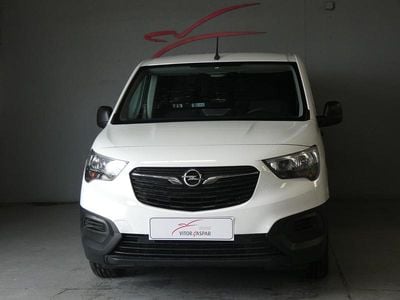 Usado Opel Combo 102 HP (75 kW) 2022 Branco Monovolume