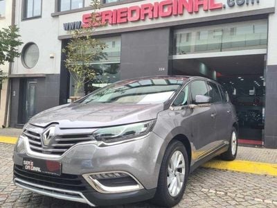 Usado Renault Espace Zen 130 HP (95 kW) 2016 Cinzento (metalizado) Monovolume