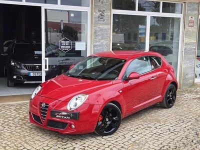 Usado Alfa Romeo MiTo Distinctive 120 HP (88 kW) 2011 Vermelho Citadino