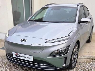 Cinzento Usado 2022 Hyundai Kauai SUV | € 19.500 (Preço justo)