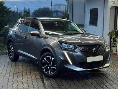 Usado Peugeot 2008 130 HP (95 kW) 2021 Antracite SUV
