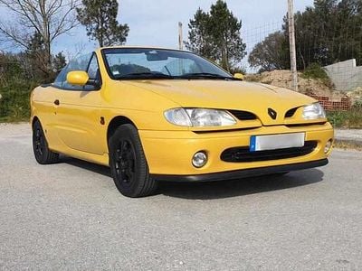 Outra Usado 1998 Renault Mégane Cabriolet Cabrios | € 3.950