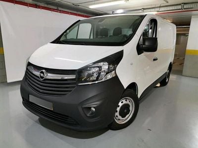 Branco Usado 2019 Opel Vivaro Monovolume | € 17.990