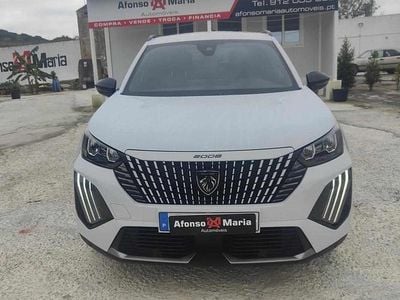 Branco Usado 2024 Peugeot 2008 Allure SUV | € 21.950 (Preço justo)