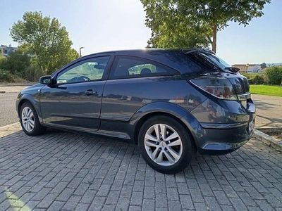 Opel Astra GTC