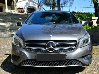 Usado 2014 Mercedes A180 Sedan | € 12.200 (Caro)