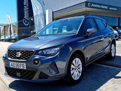 Usado Seat Arona Reference 95 HP (69 kW) 2022 Cinza SUV