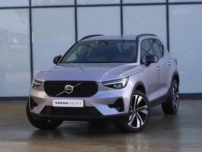 Usado Volvo XC40 Plus 163 HP (119 kW) 2025 Cinza SUV