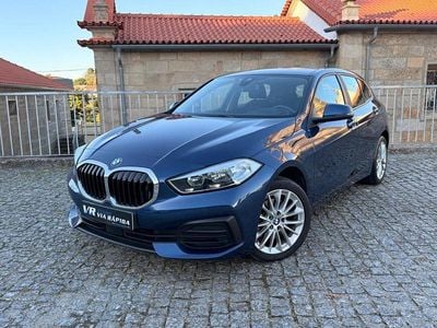 Azul Usado 2022 BMW 116 Advantage Citadino | € 21.490 (Preço justo)